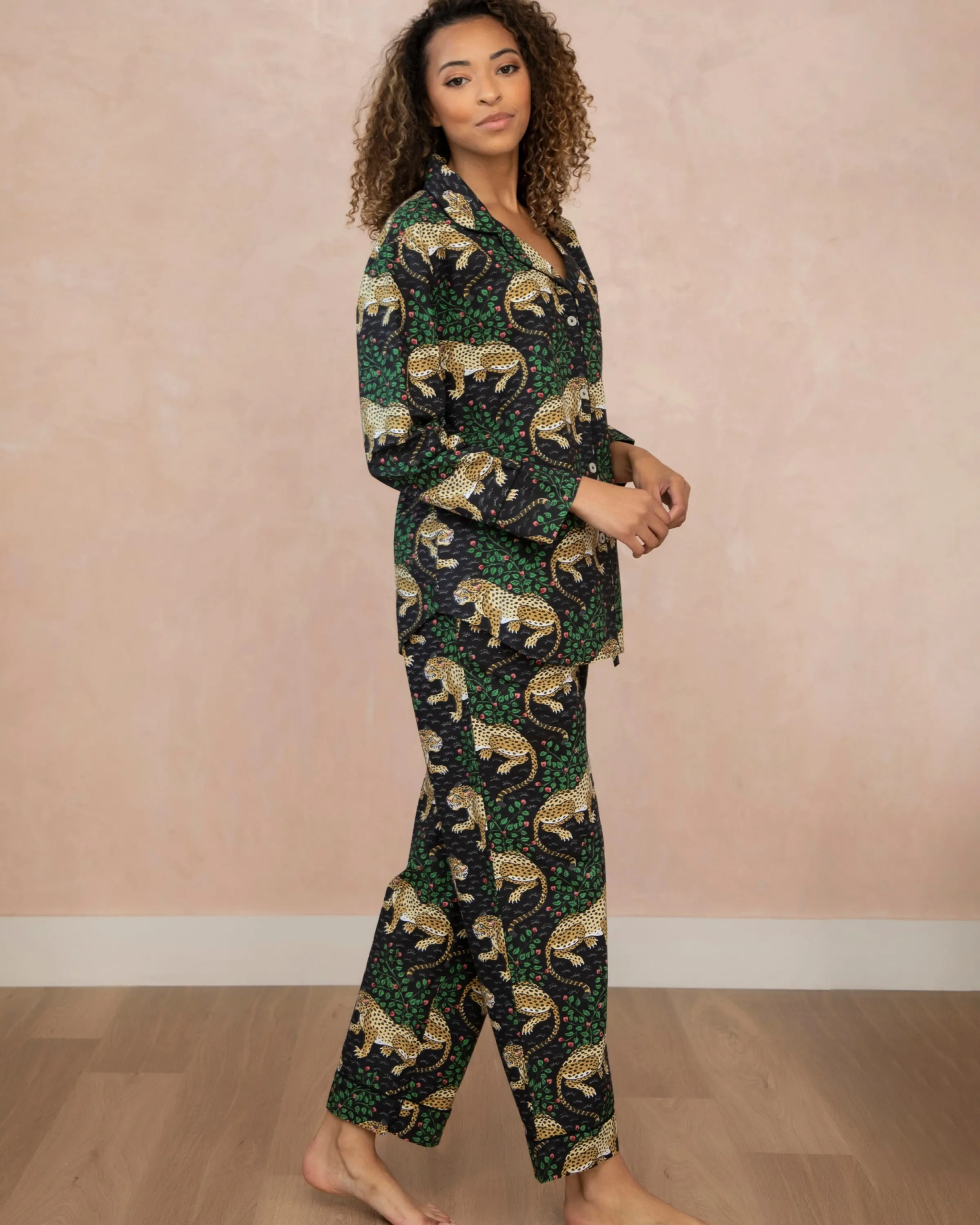 Women Printfresh Bagheera